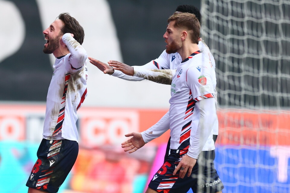 Sheehan celebration Wigan