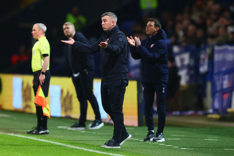 Steven Schumacher touchline Doncaster