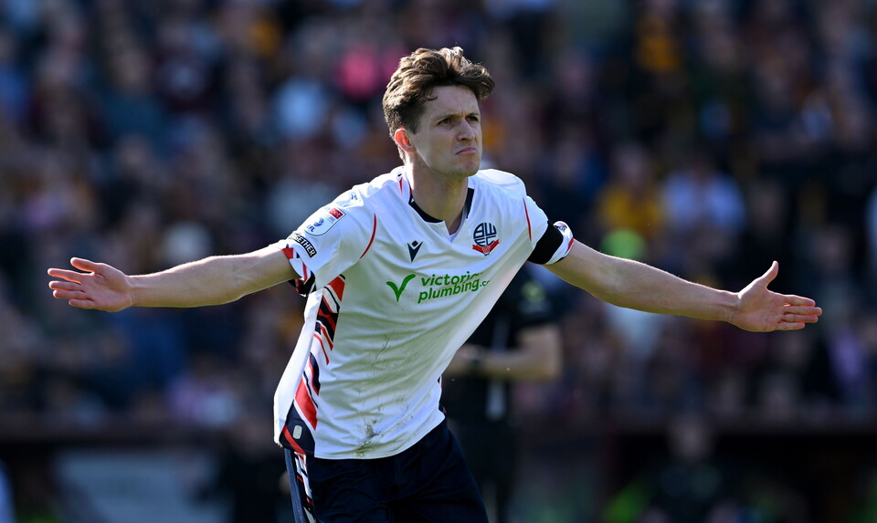 Johnny Kenny celebration Bradford