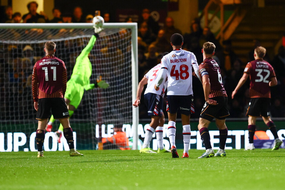 Bonham save Bradford