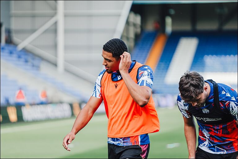 Oldham Athletic v Bolton Wanderers