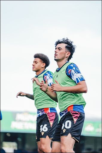 Oldham Athletic v Bolton Wanderers