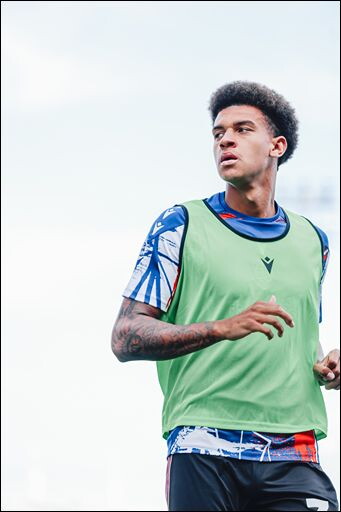 Oldham Athletic v Bolton Wanderers