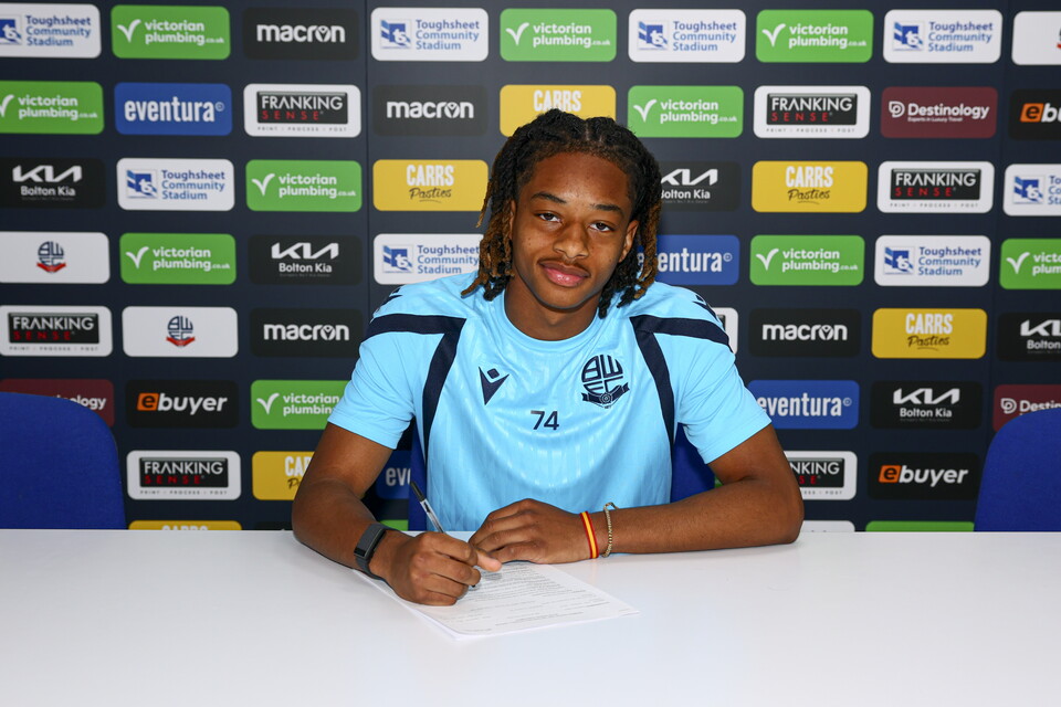 Na'Im Zuill signing