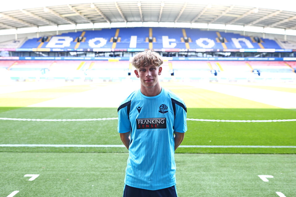 Tom King signing pitch