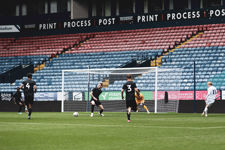Lott cross QPR