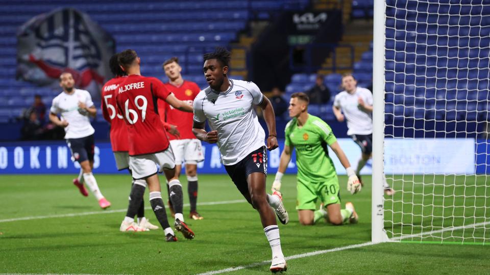 Nlundulu goal celebration