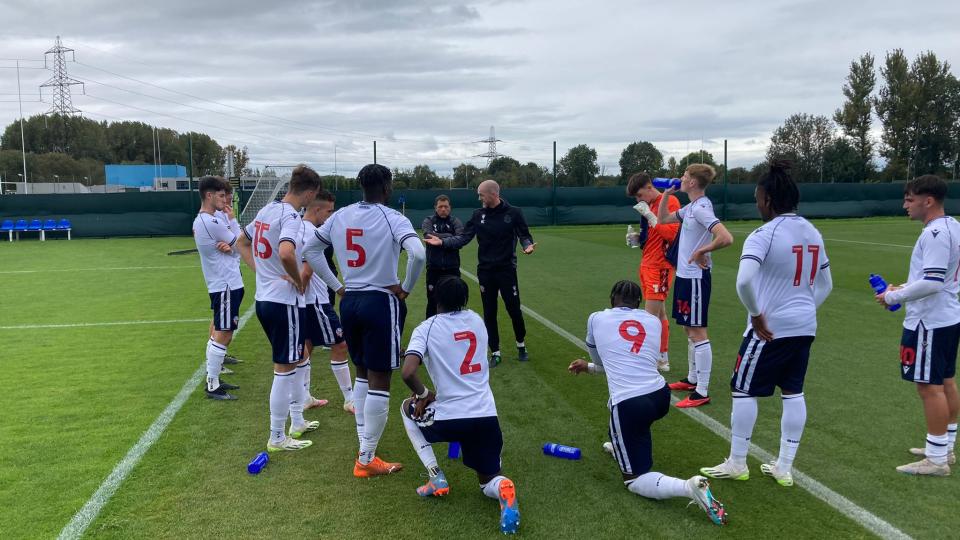 Matt Craddock coaching Stockport