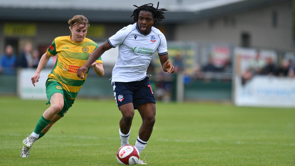 Dubem Eze up against Runcorn Linnets