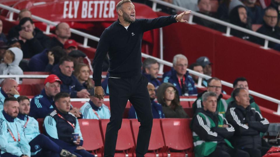 Ian Evatt touchline Arsenal