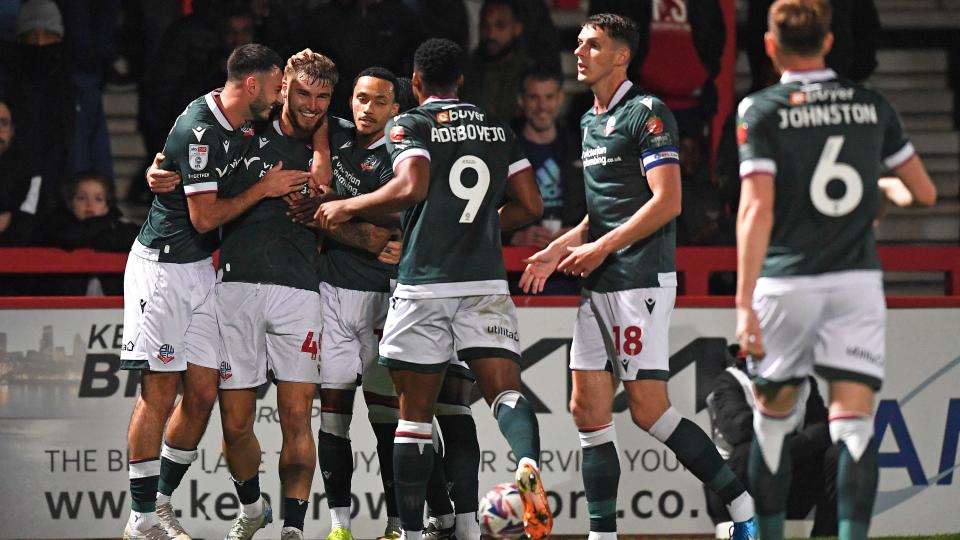 McAtee team celebration Stevenage