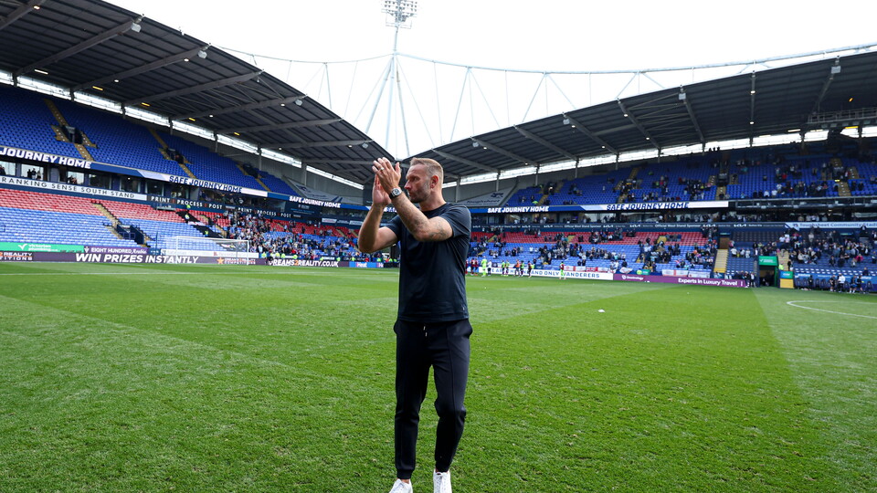 Evatt applause Reading