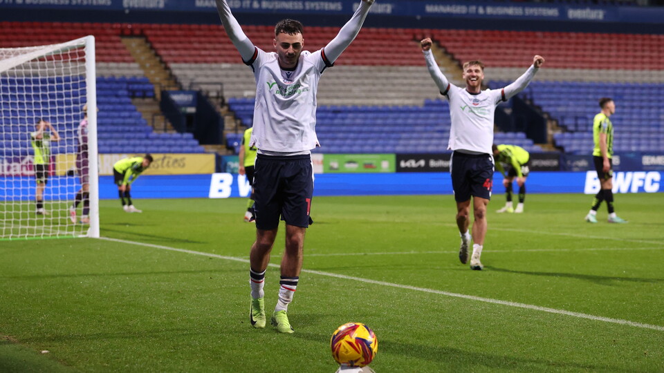 Aaron Collins celebration Fleetwood
