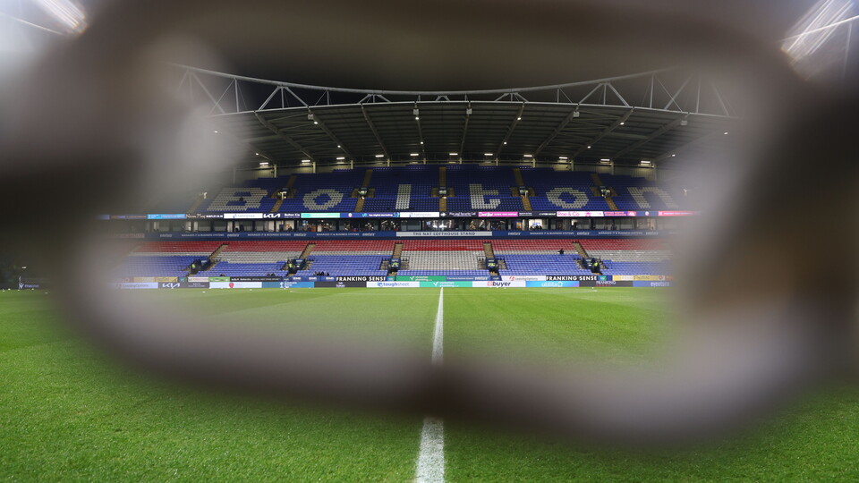 Wanderers net Mansfield