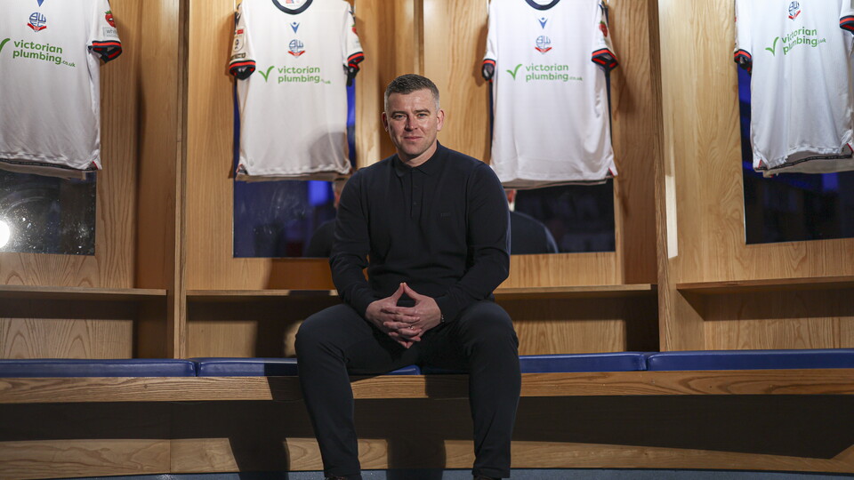 Steven Schumacher sitting dressing room