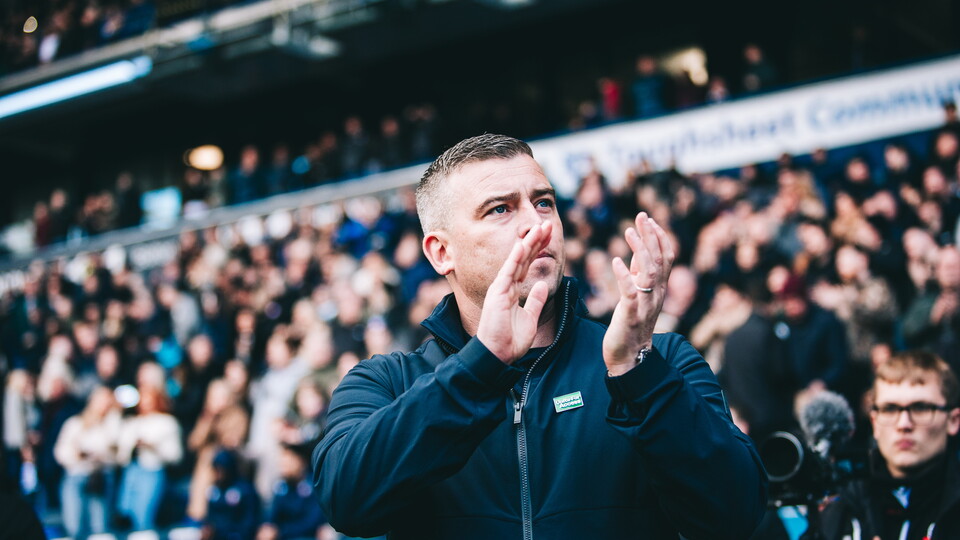 Steven Schumacher applause Stockport