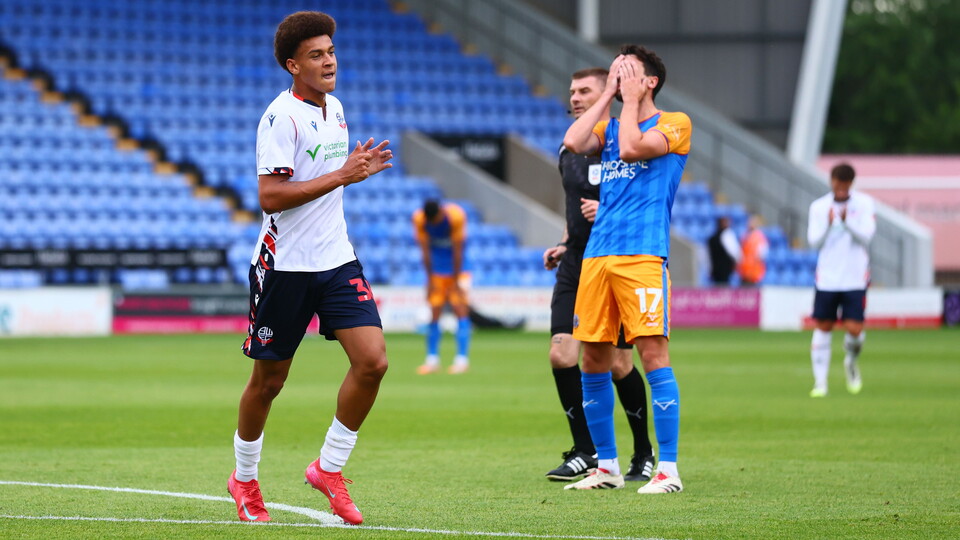 Daeshon Lawrence celebration Shrewsbury