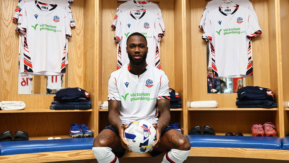 Corey Taylor-Blackett signing