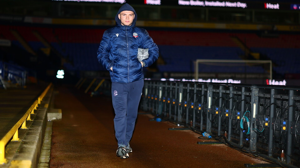 Aaron Morley arrivals Burton