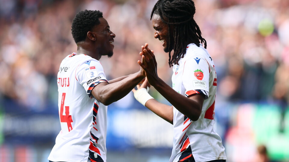 Cissoko Osei-Tutu celebration Luton