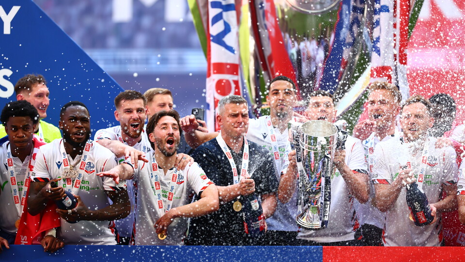 Trophy lift Wembley