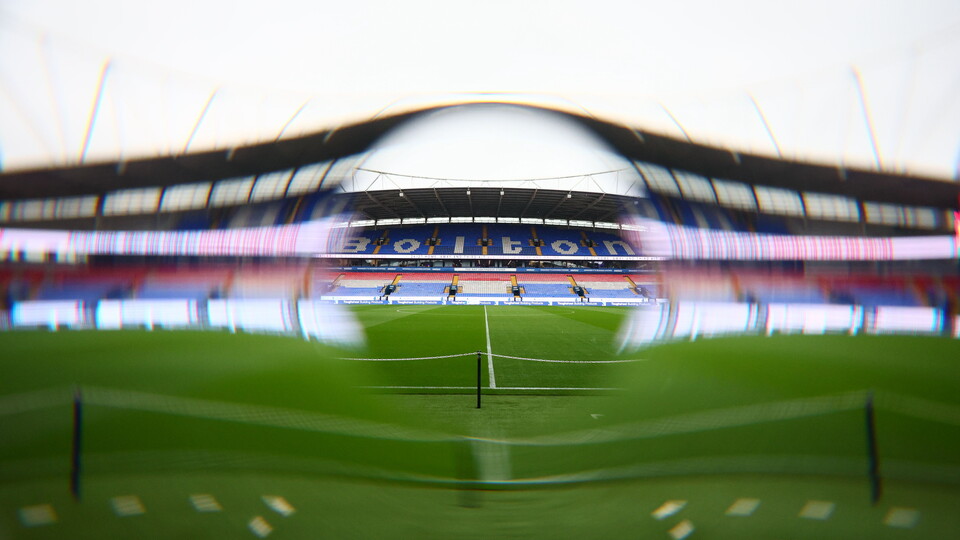 Fishbowl stadium